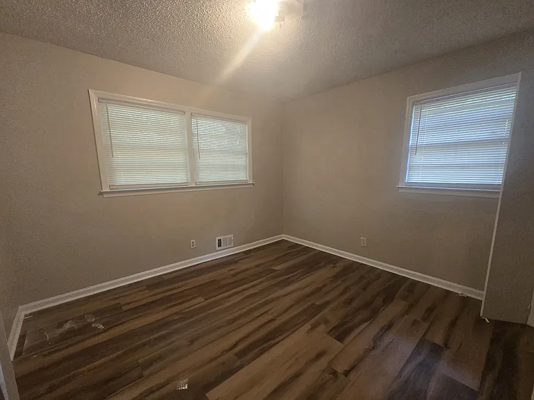 4367 Pharr Ave — Photo 11