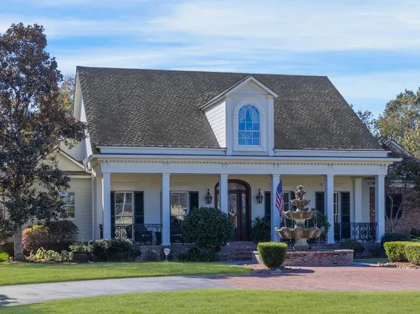 107 Western Ln, Lafayette, LA 70507