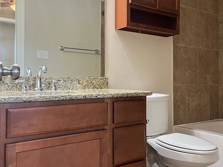 419 Jordan Dr — Photo 14