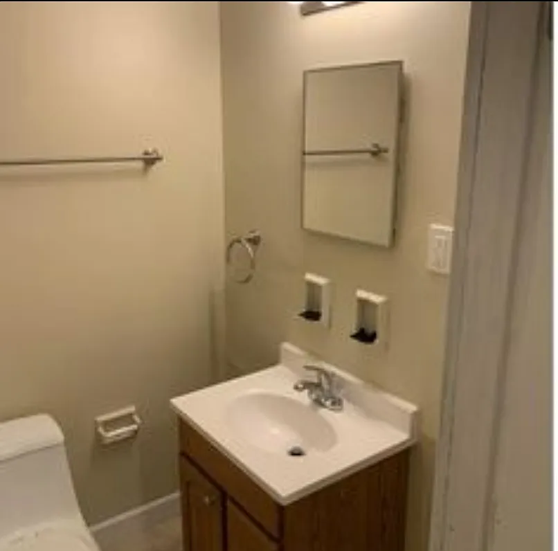 210 S Wayne Ave — Photo 3