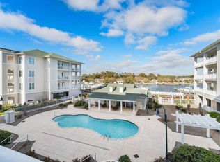 150 Lands End Ct #B12, Morehead City, NC 28557