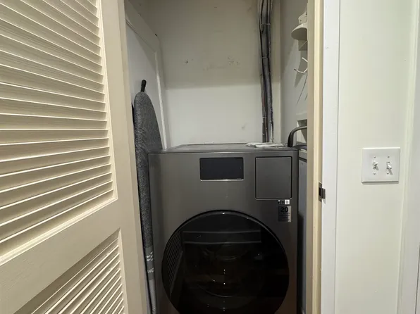 800 Jackson Street image 21 of 36