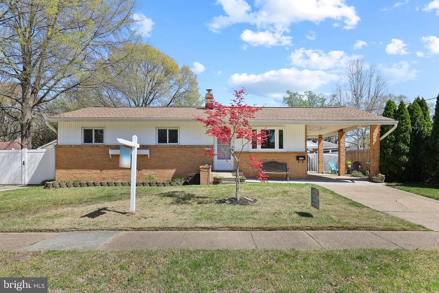 131 Brookfield Rd photo 1