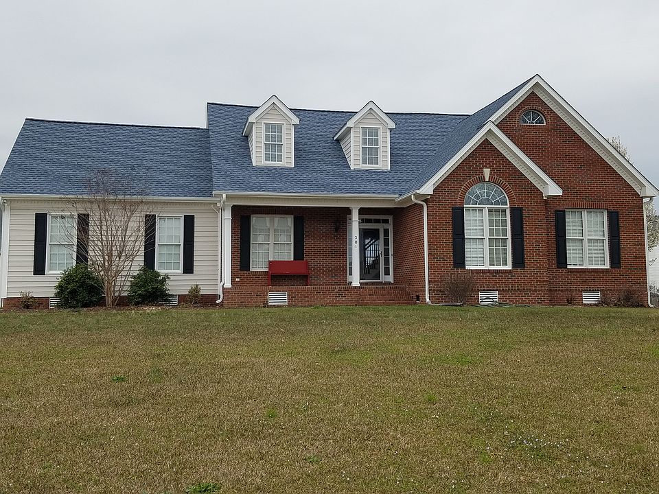 1st image of 301 W Meath Dr