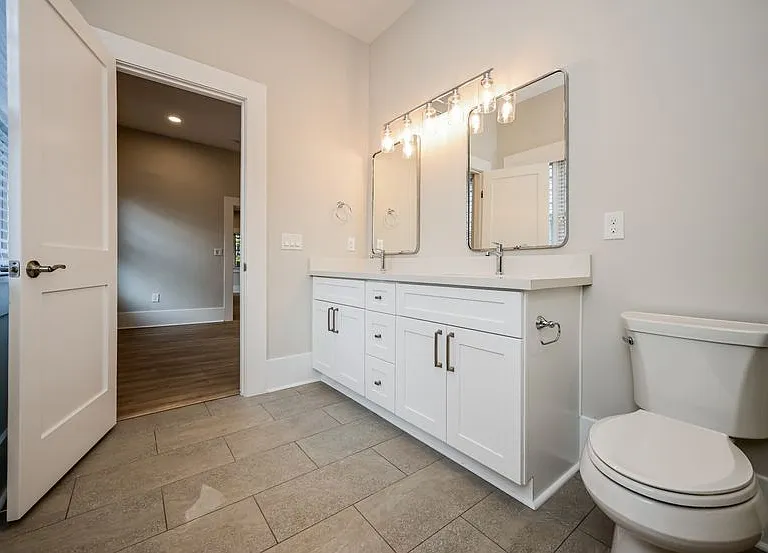 616 Linwood Ave NE #B — Photo 16