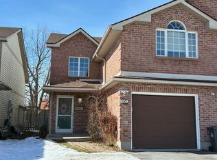 1059 Springfield Dr, Kingston, ON K7M 8V6