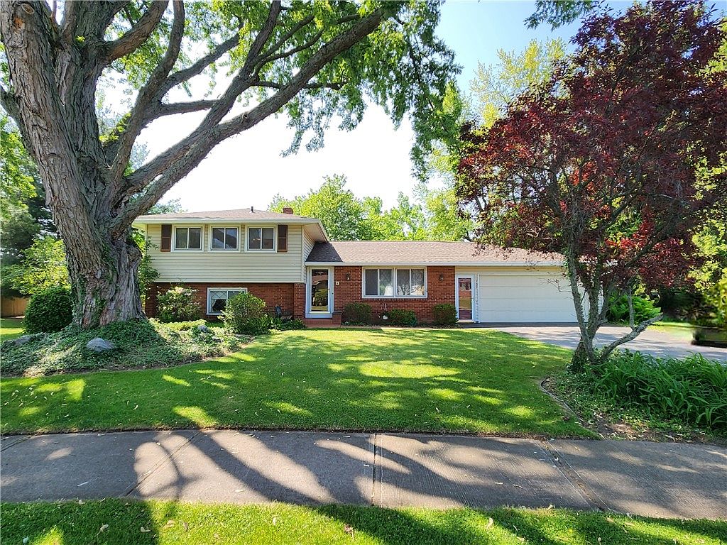 105 Clearbrook Dr, Rochester, NY 14609 Zillow