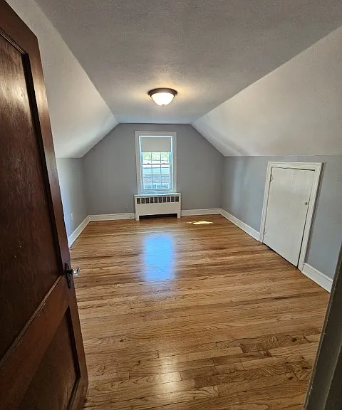 194 Bidwell St — Photo 10