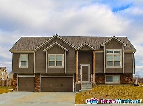 1st image of 8823 N Agnes Ave