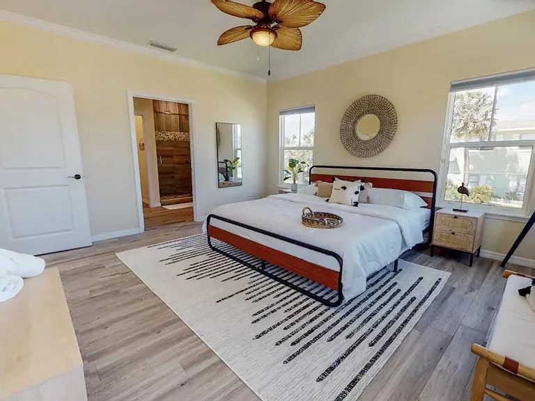 132 Sunrise Blvd — Photo 12