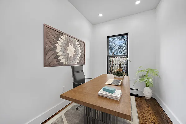 Sold by Keystone Realty USA Corp | media 8