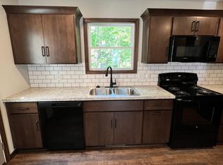 956 Albern Dr, Wooster, OH 44691