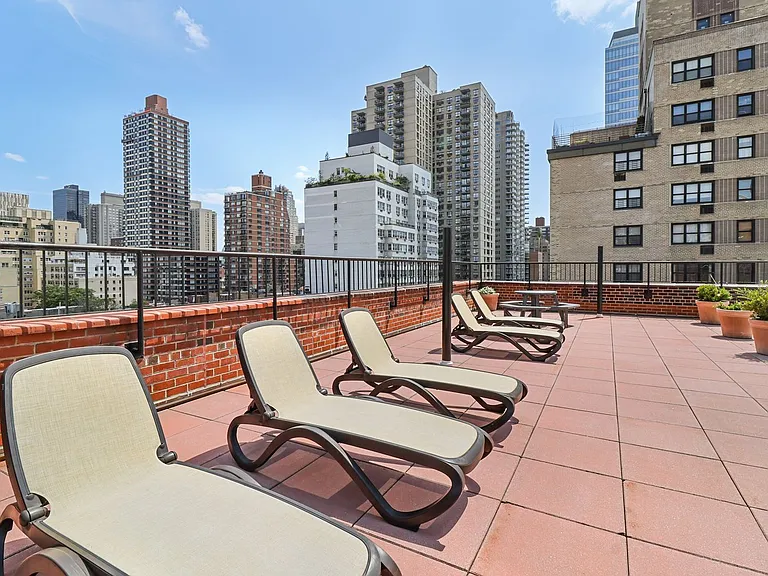 241 E 76th St #6B — Photo 8