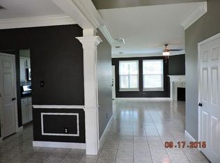 1825 Branch Hill Dr, Pearland, TX 77581