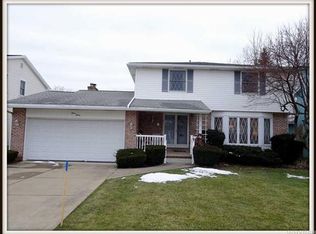 312 Teakwood Ter, Buffalo, NY 14221