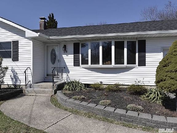 2nd image of 26 Barbara Ave