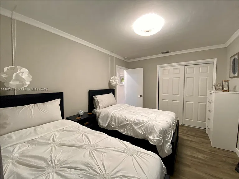 1119 NW 7th Ave — Photo 31