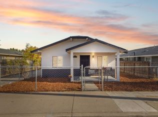 809 S Cedar Ave, Fresno, CA 93702