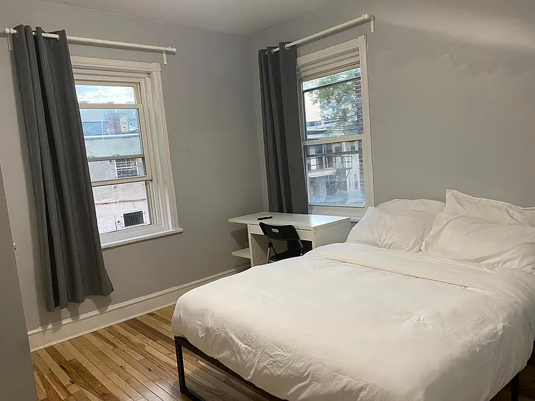 4239 Samson St #2 — Photo 4