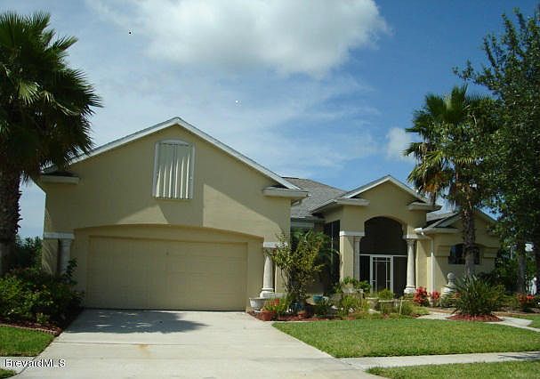 1st image of 825 Thrasher Dr
