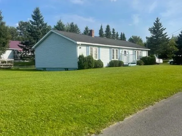 134 26th Avenue, Madawaska, ME 04756