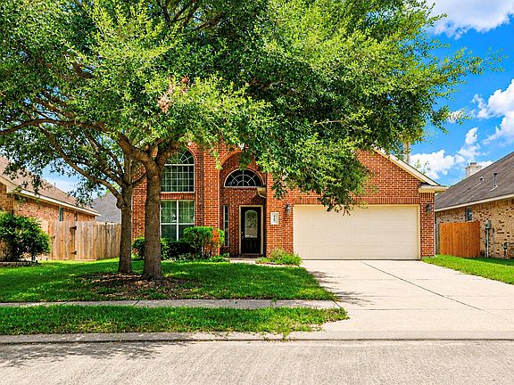 2nd image of 5219 Heatherdawn Ct