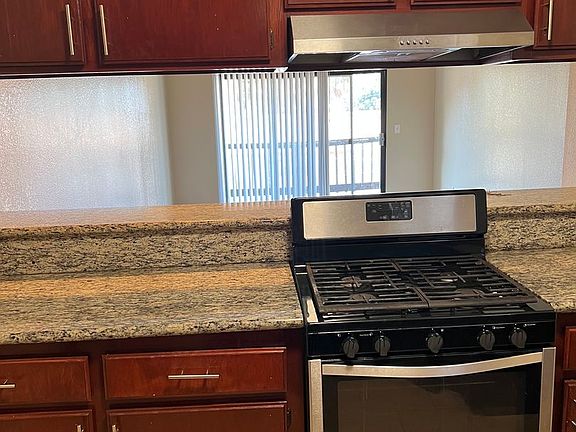 4th image of 1740 N Stanton Pl #8