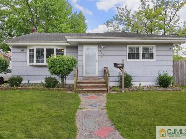 459 Jansen Ave, Avenel, NJ 07001
