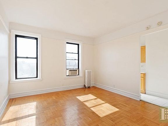 2nd image of 80 Winthrop St APT V5
