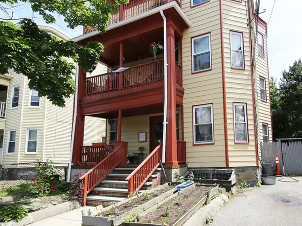72 Easton St, Allston, MA 02134