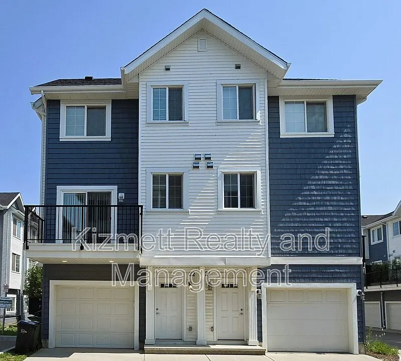 735 Allard Blvd SW #22