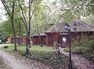 5105 Beaver Lake Dr, Morris, IL 60450