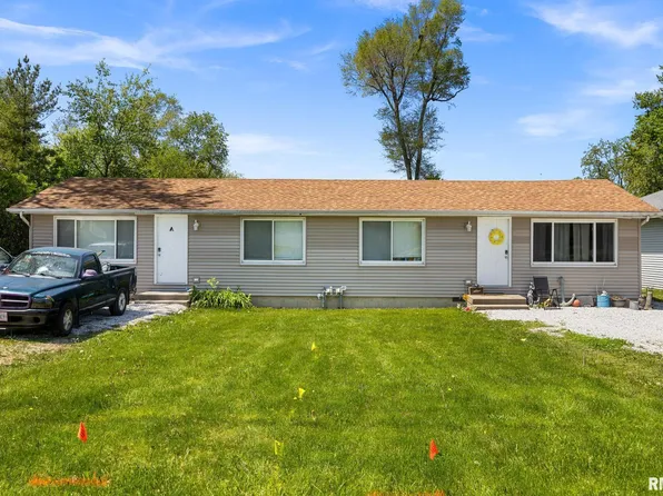 106 Ernest St #A-b, Washington, IL 61571