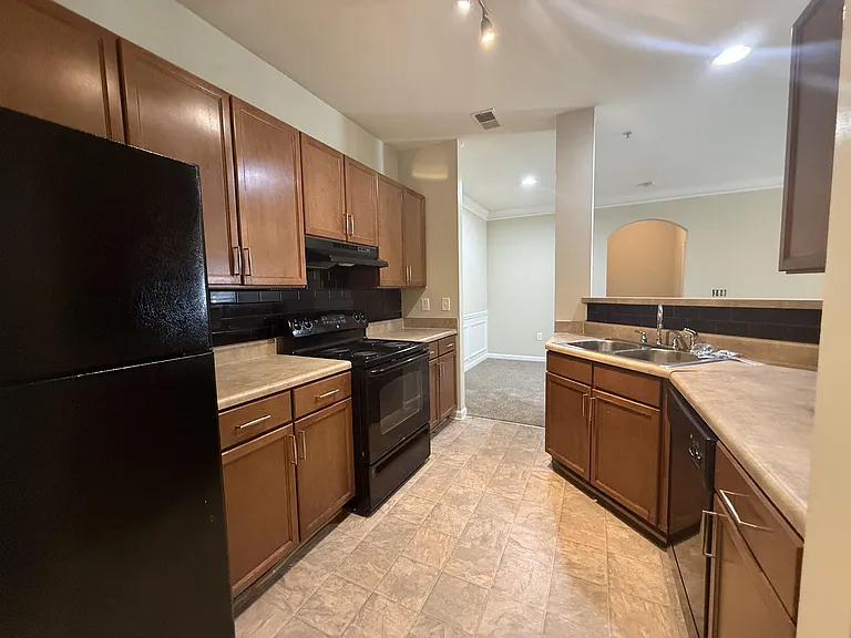 Wesley Kensington Apartments at Stonecrest — Photo 446