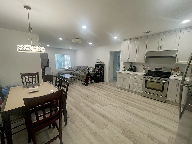 621 Pasqual Ave — Photo 3