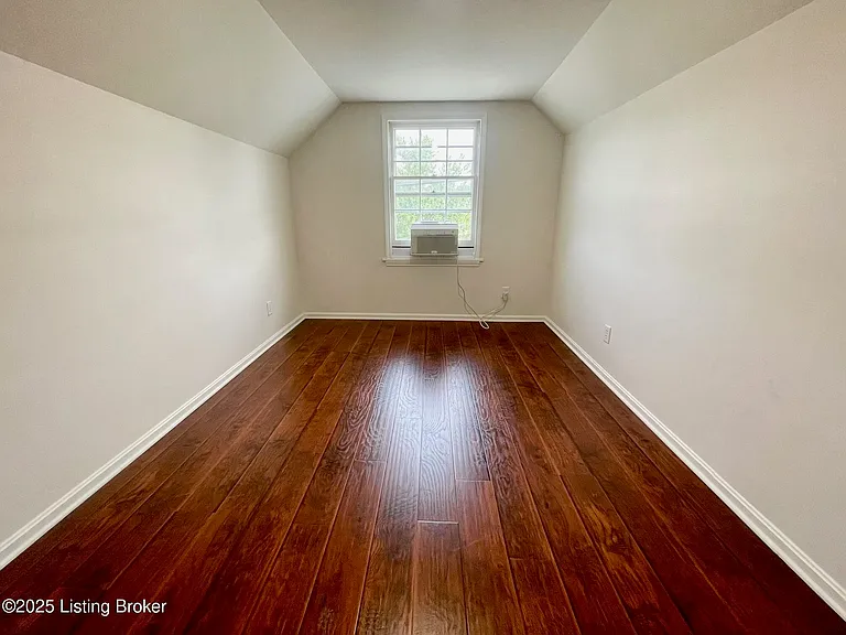 129 Heady Ave — Photo 9