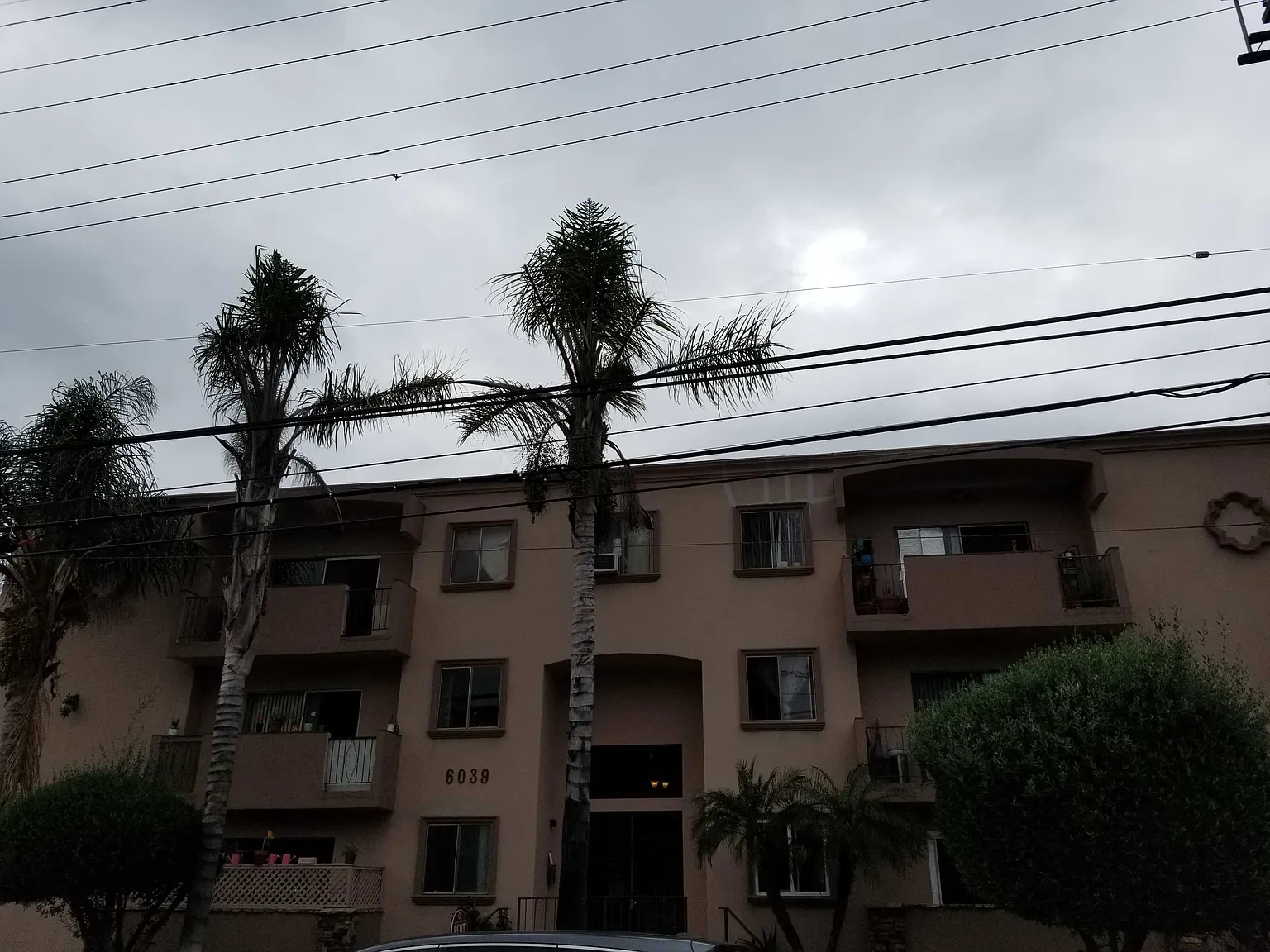 1 bed, 1.5 bath, $2,150 — Photo 2