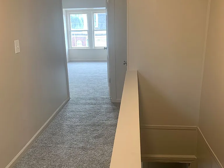 525 E Philadelphia St — Photo 19