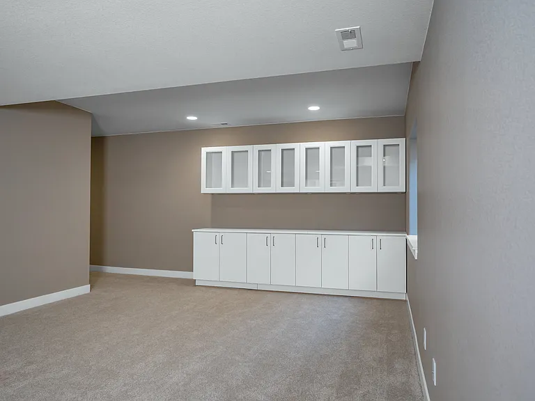 8963 Backgammon Dr — Photo 32