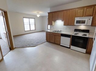 2816 Stange, Ames, IA 50010