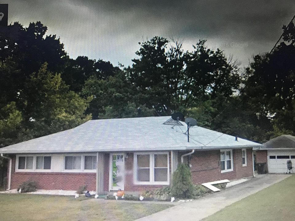 1st image of 2036 Belmont Pl