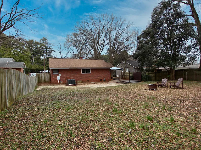 2714 Shamrock Dr — Photo 21