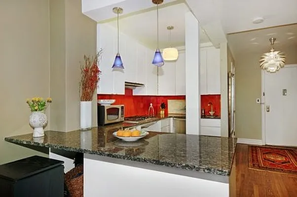 Sold by Citi Habitats | media 12