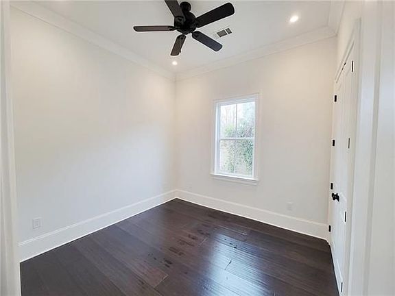5th image of 2224 Governor Nicholls St