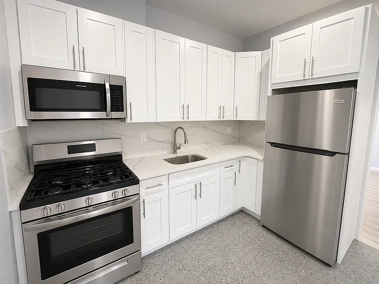 6502 Fresh Pond Rd #2F — Photo 1