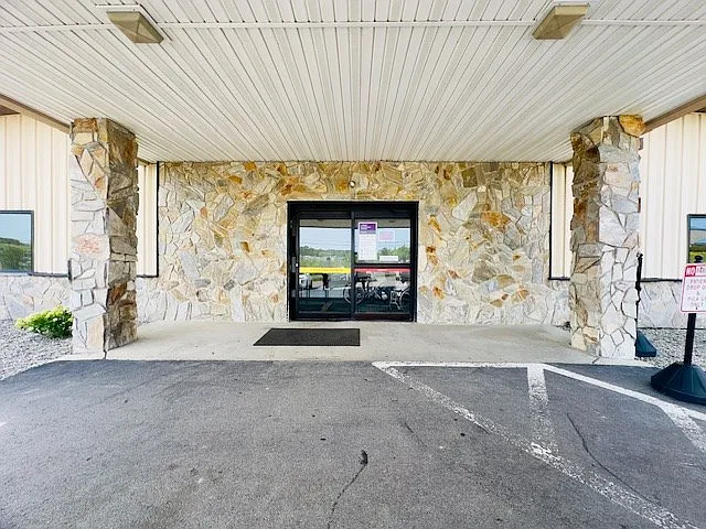 18 Sportsman Dr — Photo 5