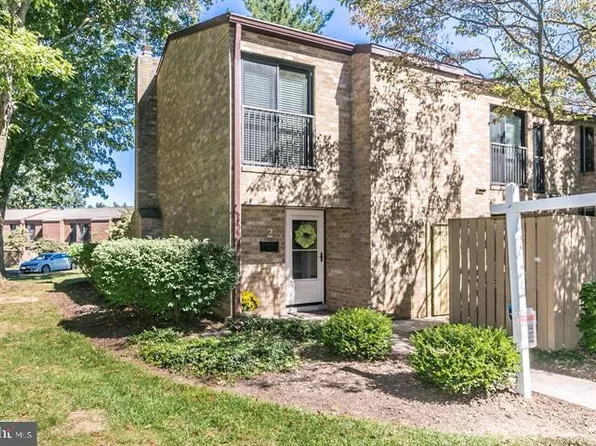 2 Pickburn Ct #A, Cockeysville, MD 21030