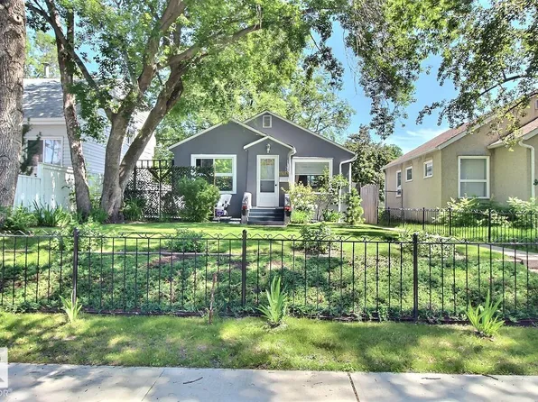 11445 68th St NW, Edmonton, AB T5B 1N9