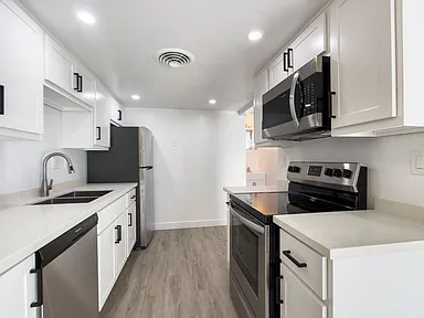 1 Bed 1 Bath