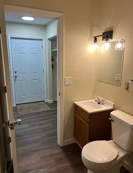 260 15th Ln NE #5 — Photo 9